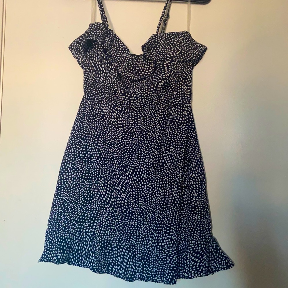 Mini pika-dot black and white dress